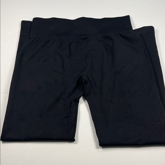 OQQ Black high waisted seamless butt lifting leggings Sz XL - Picture 2 of 10